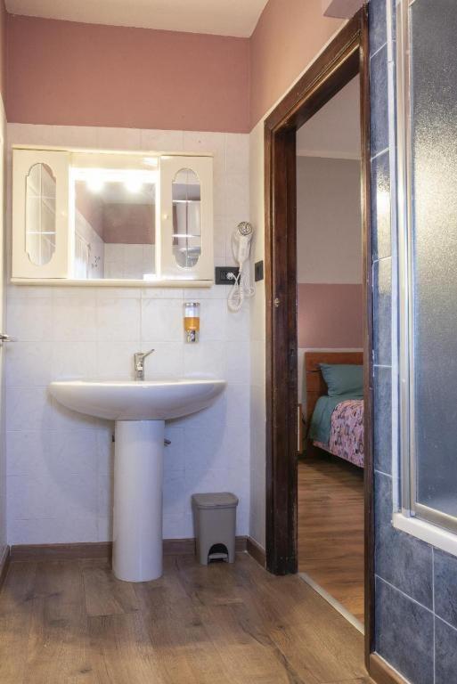Le Mura Antiche Rooms Сассарі Екстер'єр фото